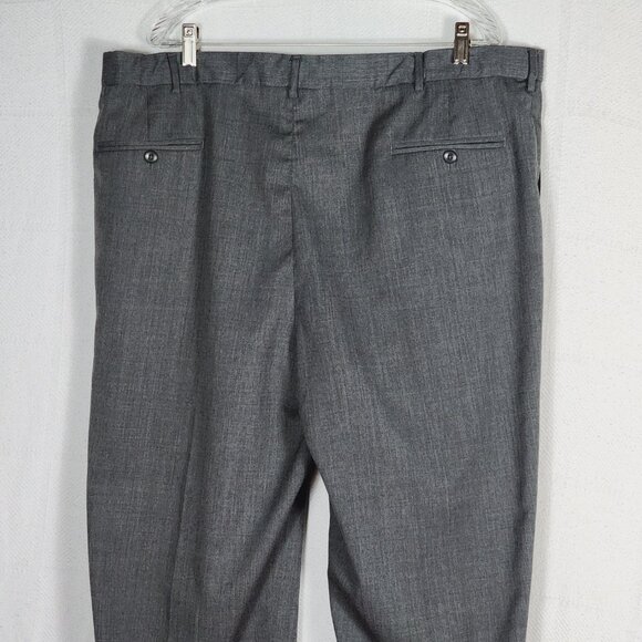 Haggar Quality Grey Pleated and Cuffed Poly Wool Dress Pants WPL386 Size 42x30 - Picture 10 of 16